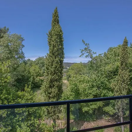 بيت للعطل Liiiving In - Charming Garden *