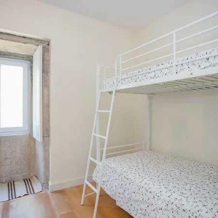 بيت للعطل Liiiving In - Charming Garden كامينيا
