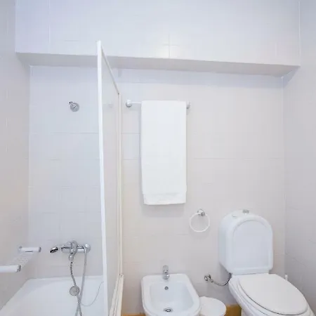 بيت للعطل Liiiving In - Charming Garden كامينيا